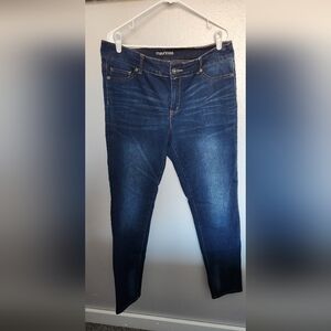 Women's Dark Blue Jeans